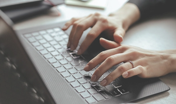 Platform-independent runtime 