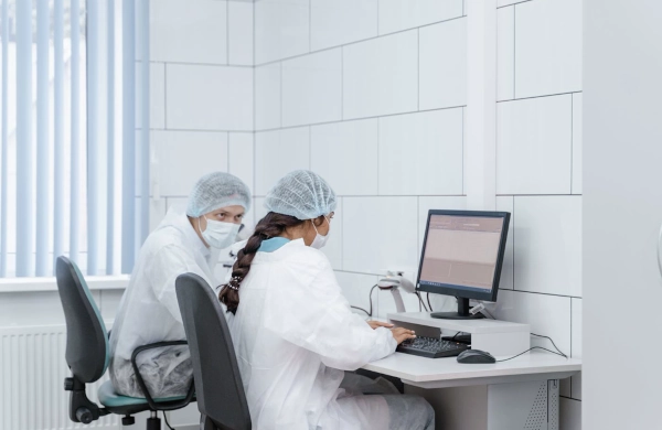 Industry research teams using Constructor Research