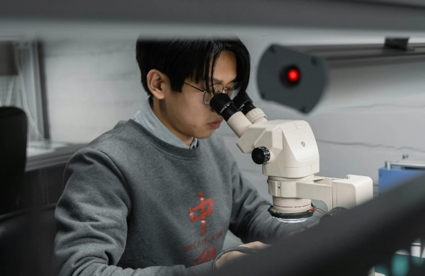 Material scientists using Constructor Research
