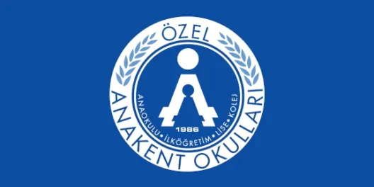 Anakent Koleji’nde öğrenciler fen deneylerini izlemiyor, kendileri yapıyor
