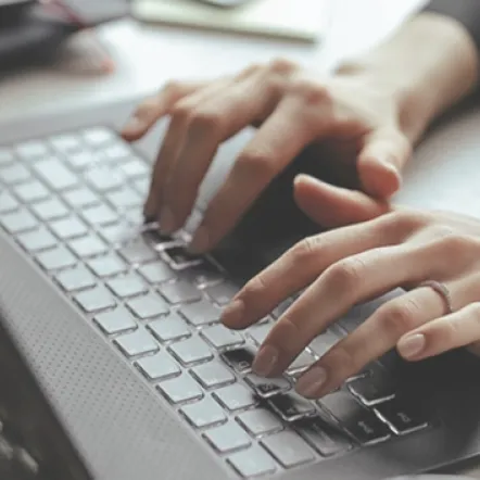 Platform-independent runtime 